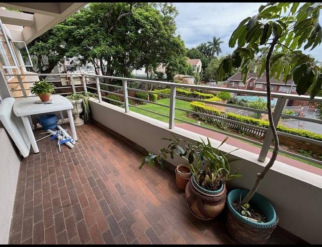 3 BEDROOM APARTMENT FOR SALE IN GLENWOOD
